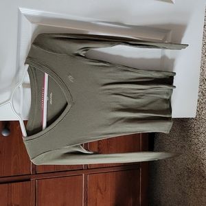 📦🚨DONATIONS SOON!! 📦🚨 Aeropostale Long Sleeve Shirt